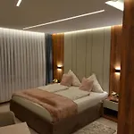 Am Asenberg 3*