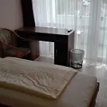 Am Asenberg Otel 3*