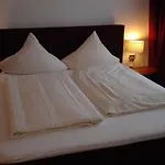 Otel Am Asenberg 3*