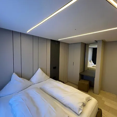 Am Asenberg 3*