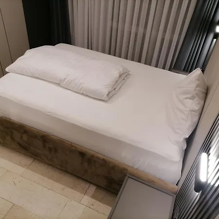 Hafez Hotel