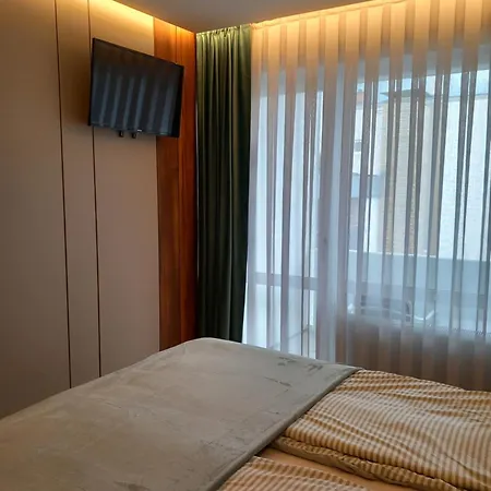 Hafez Hotel 2*