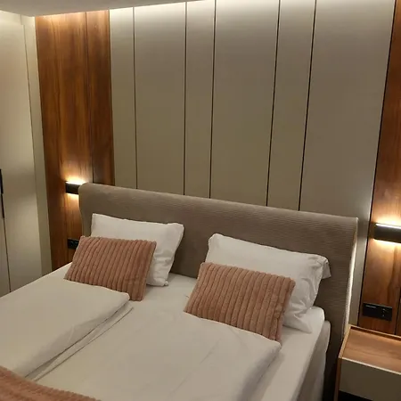 Hafez Hotel