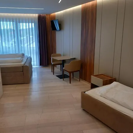 Hafez Hotel 2*